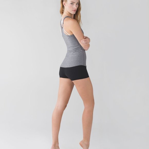 Lululemon Boogie Shorts *Full on Luxtreme (Size 8) - Picture 5 of 5